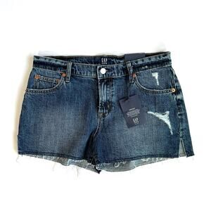 Gap women’s distressed raw hem jean shorts